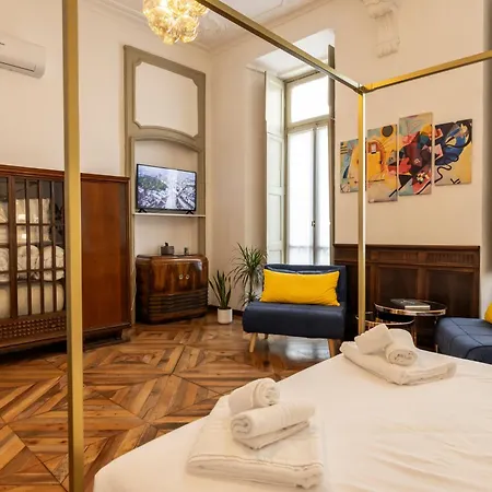 Mercanti E Viaggiatori * Torino