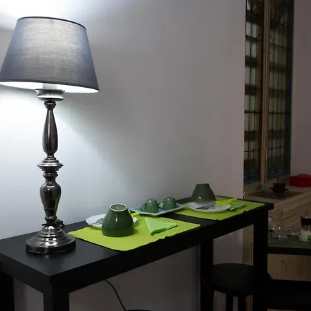 Mercanti E Viaggiatori Daire