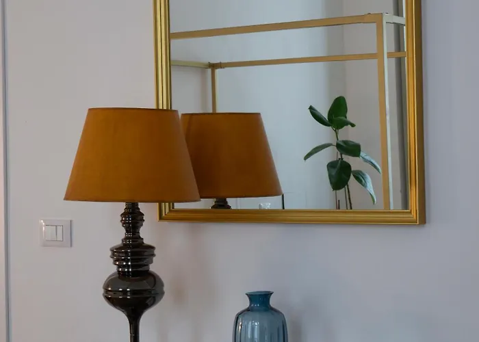 Mercanti E Viaggiatori * Turín