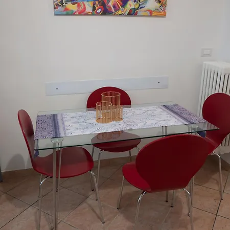 Mercanti E Viaggiatori Турин