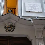 Mercanti E Viaggiatori דירה