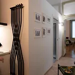 Mercanti E Viaggiatori דירה *