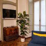 Mercanti E Viaggiatori *